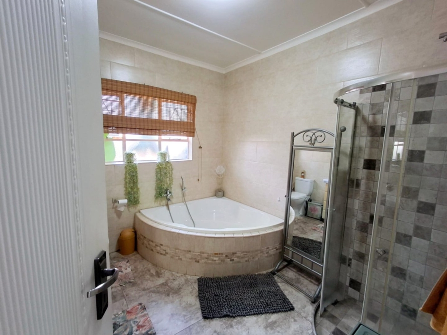 4 Bedroom Property for Sale in Sasolburg Ext 23 Free State